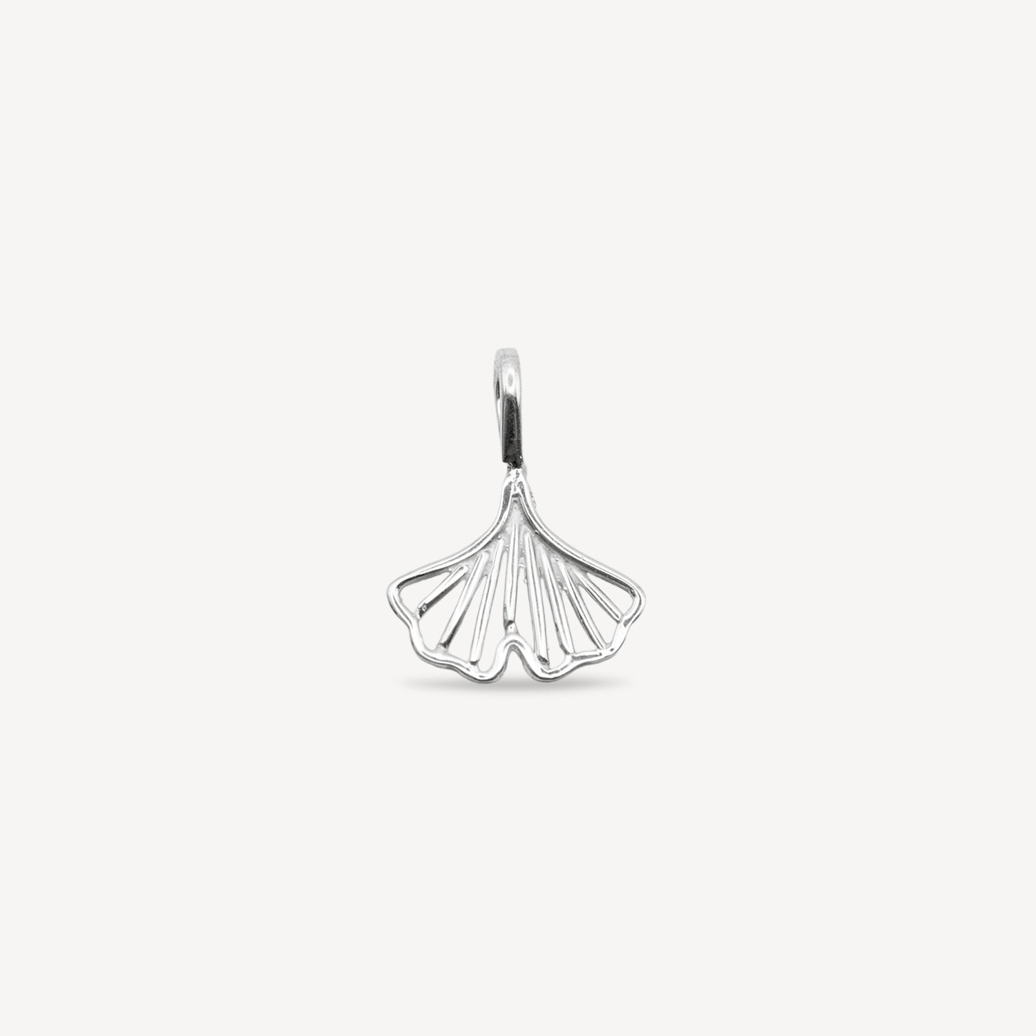 Ginkgo Pendant - Silver